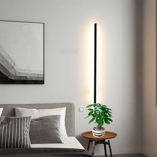 Modern LED Linear Wall Sconce - Black Minimalist Wall Mount Light Fixture for Bedroom, Hallway, Office, and Living Room (4000K, 80cm)