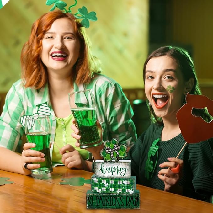 DIYDEC 4Pcs St.Patrick's Day Table Decoration Shamrocks Wooden Block Signs Rustic St. Patrick Tiered Tray Decor Happy St.Patrick's Day Centerpiece Sign for Farmhouse Holiday Tabletop Home Party Decor