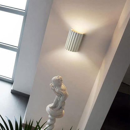 WDDJP Modern Terracotta Ribbed Up Down Wall Sconce Fluted Cylinder Minimalist Indoor Wall Mounted Light Fixture for Bedroom Living Room Hallway(Blanc)