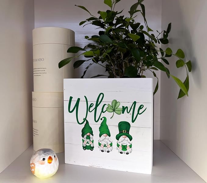 St. Patrick's Day Decor, Welcome Sign, Wooden Box Sign Desk Decor, White Wood Box Sign, Farmhouse Decor for Front Door, St. Patrick's Day Wood Decorations, Housewarming Decor, Rustic Home Decor