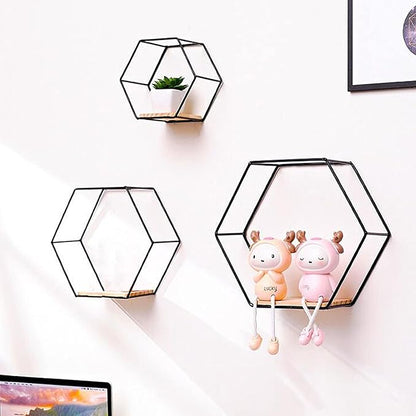 Set of 3 Metal Hanging Storage Shelve, Wall Mounted Floating Hexagon Shelves, Geometric Hexagon Shaped Mounted Floating Metal Framed Shelves Decorative Wire Wall Shelf for Bedroom Bathroom(Gold)