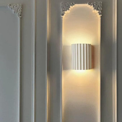 LightInTheBox Modern LED Wall Sconce Minimalist Resin Wall Light Nordic Style Half-Cylinder Tree Root Desgin Up and Down Light for Stairs Hallway Bedroom (White)