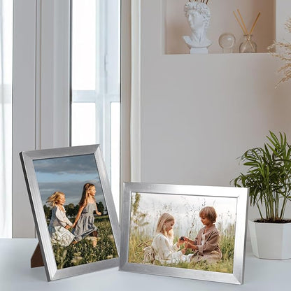 Hoikwo 18 Packs 4x6 Silver Multi Plastic Picture Frames Set with Plastic Cover for Family Photos, Artwork, Light Weight Bulk 4 by 6 Frames Pack for Wall Hanging and Table, Stylish Picture Frames
