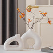 White Ceramic Vase Set of 2 for Modern Home Decor, Round Matte Donut Vases for Pampas Grass, Boho Nordic Minimalism Style Modern Flower Vases for Living Room Table Bookshelf Office Bedroom