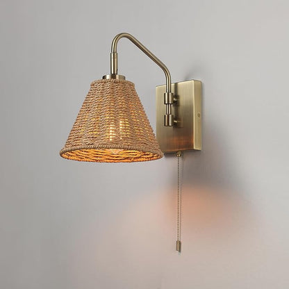 Globe Electric x Novogratz 65000052 1-Light Wall Sconce, Matte Brass Finish, Rattan Shade, On/Off Pull Chain Switch, Home and Office Decor, Modern Lighting for Living Room, Bohemian