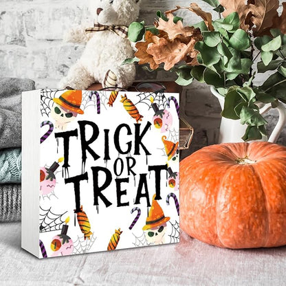 Rustic Halloween Box Sign Decor Tabletop, Fall Home Party Decor, Halloween Decorations Indoor & Front Door Porch, Playroom Decoration, Trick or Treat Sign Wooden Plaque 5 * 5inch