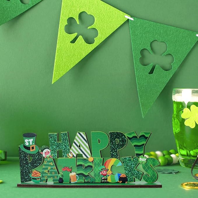 St Patricks Day Decor for Table Happy St Patrick's Day Decoration Wooden Centerpieces Rustic Farmhouse Sign for Tabletop Home Shelf Office St Patricks Day Party Decoration Green