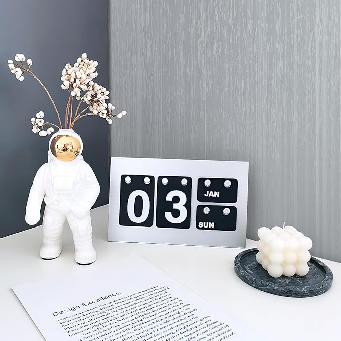 wishFIRE Silver Textured Peel and Stick Wallpaper 15.7