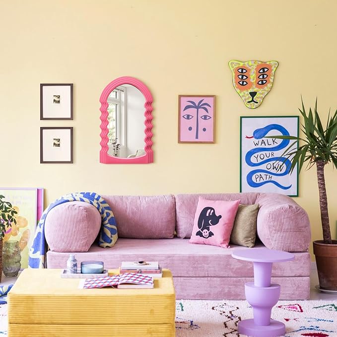 Wavy Wall Mirror for Living Room Decor, Velvet Finish Funky Wall Mounted Mirror for Girly Bedroom Decoration, Cute Hanging Sculpture Home Accent for Dining Room Kitchen (Pink)