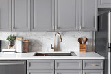 Peel and Stick Wallpaper Solid Color Grey Contact Paper Matte Wallpaper for Bedroom Bathroom Modern Wall Paper Removable Self-Adhesive Kitchen Wall Decor Vinyl Roll 17.3