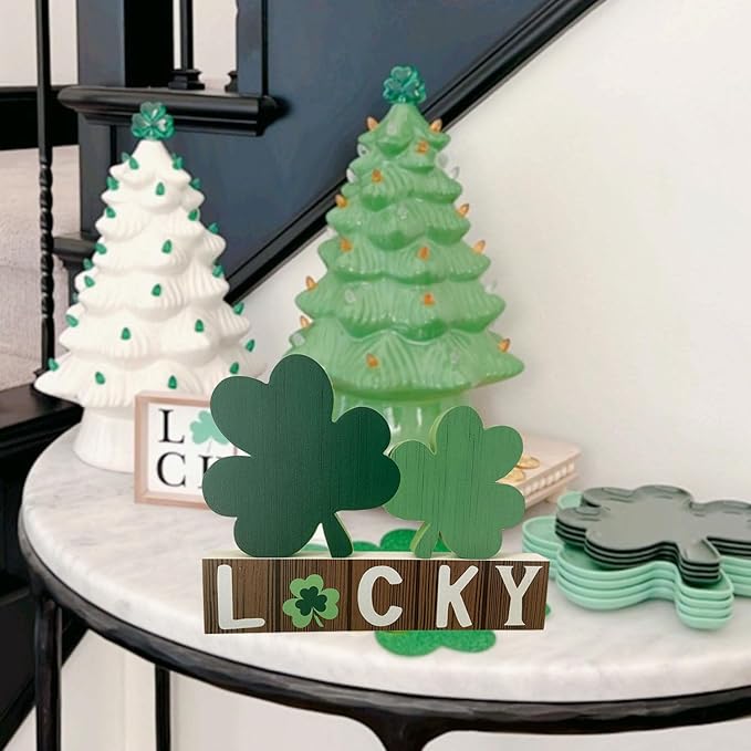 Lucky Wooden Sign St. Patrick's Day Table Decor Shamrock Home Office Table Top Decor Centerpiece Decorations for Tiered Trays Shelf Coffee Bar Mantle Windowsill