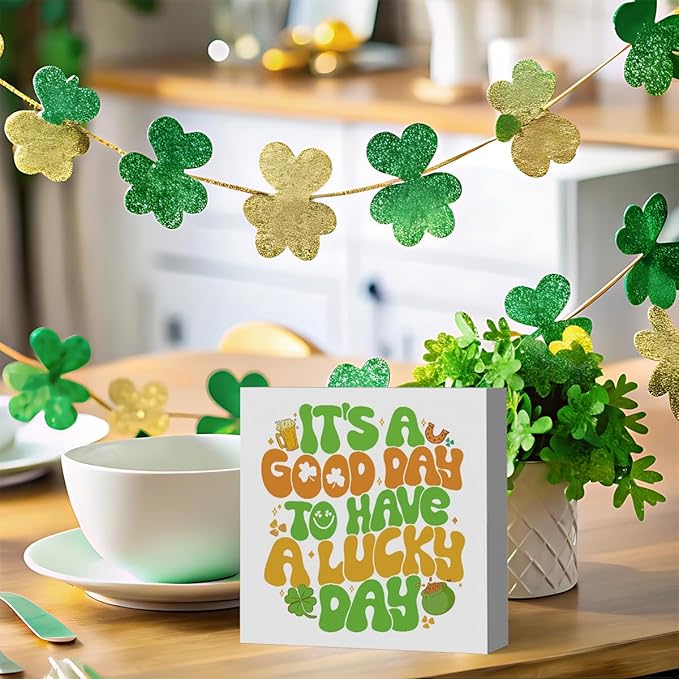 It's A Good Day to Have A Lucky Day Funny St Patricks Day Shamrock Decor Desk Decor Wooden Box Sign St Patricks Day Decorations Irish Blessing Wood Block Plaque Box Sign for Home Decoration