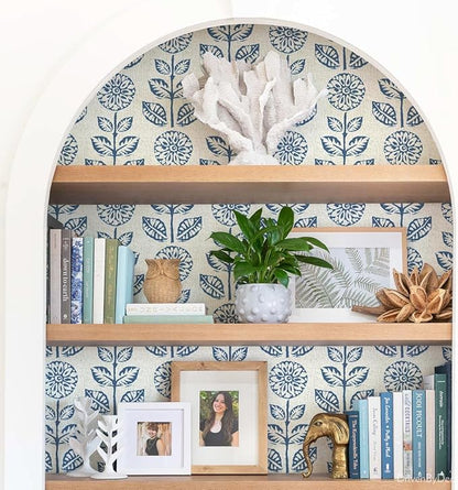 Wudnaye Blue Floral Peel and Stick Wallpaper Blue and White Contact Paper 17.7in×196.8in Vintage Floral Self Adhesive Wallpaper Navy Removable Tulip Wall Paper Waterproof for Bathroom Farmhouse Decor