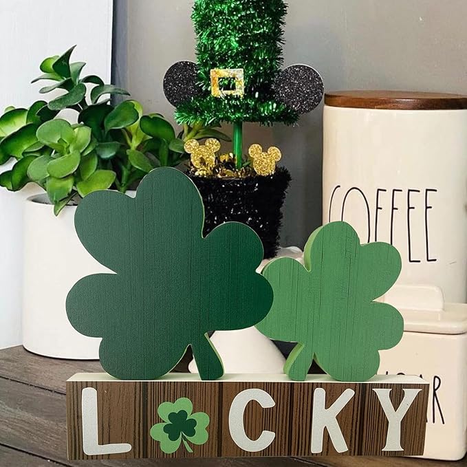 Lucky Wooden Sign St. Patrick's Day Table Decor Shamrock Home Office Table Top Decor Centerpiece Decorations for Tiered Trays Shelf Coffee Bar Mantle Windowsill