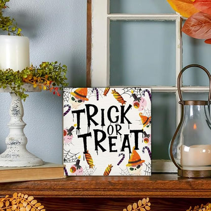 Rustic Halloween Box Sign Decor Tabletop, Fall Home Party Decor, Halloween Decorations Indoor & Front Door Porch, Playroom Decoration, Trick or Treat Sign Wooden Plaque 5 * 5inch